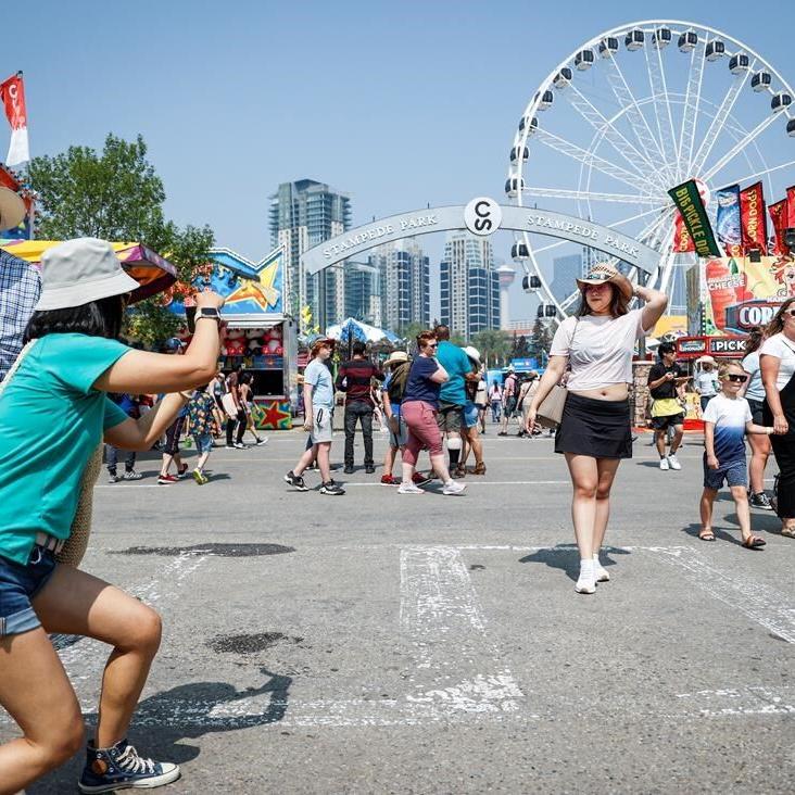 'Saddled up': Calgarians put water crisis aside for fun at Stampede